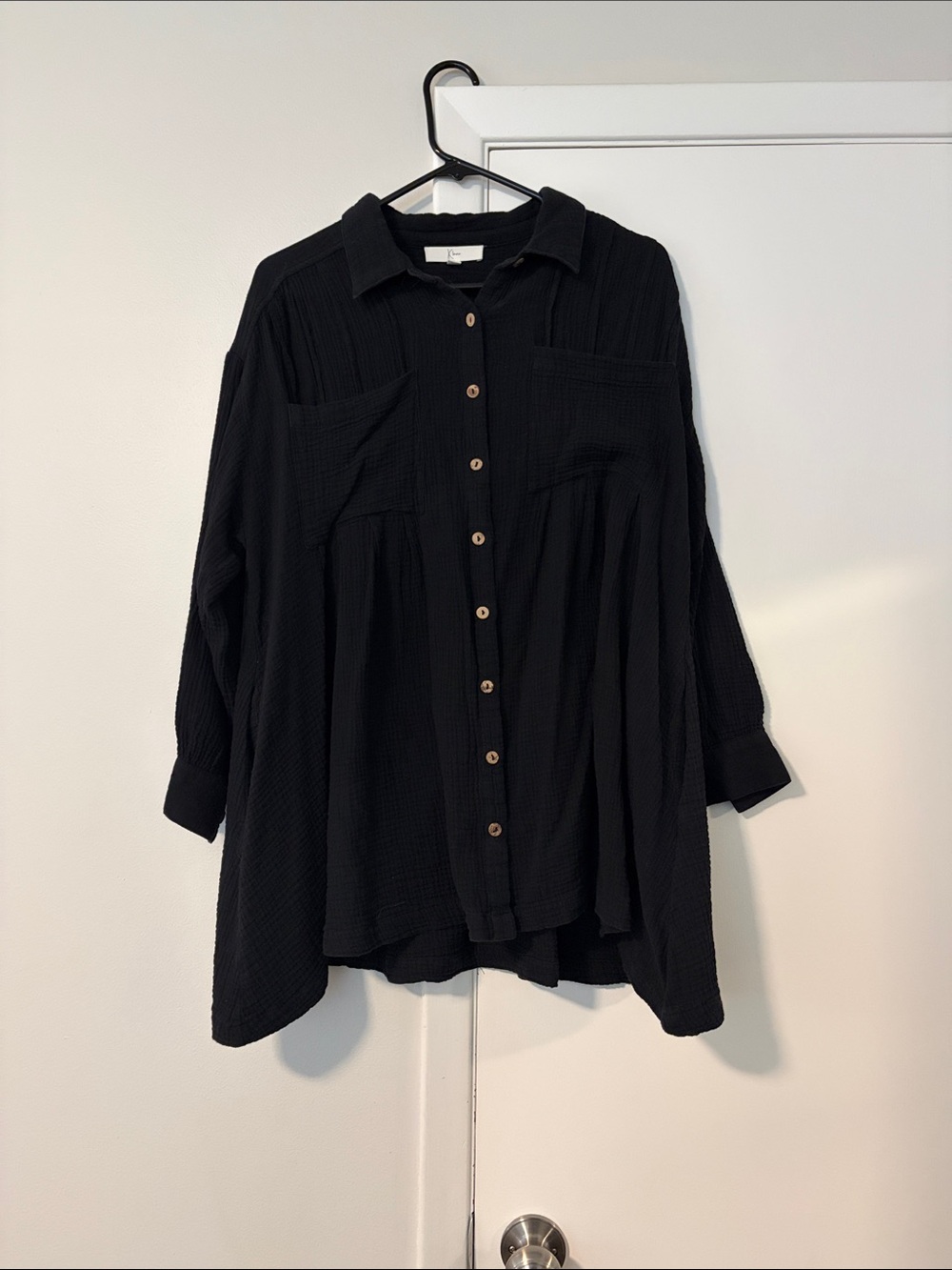 Black Button-Front Women's Shirt - Lightweight Textured Top